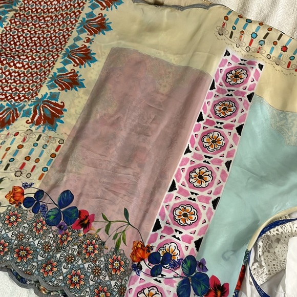 Johnny Was silk blouse - Picture 7 of 8